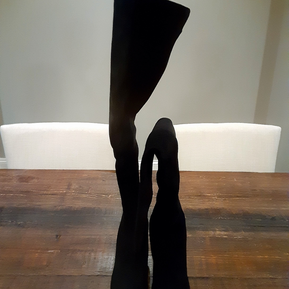 BOOTS - Picture 16 of 16